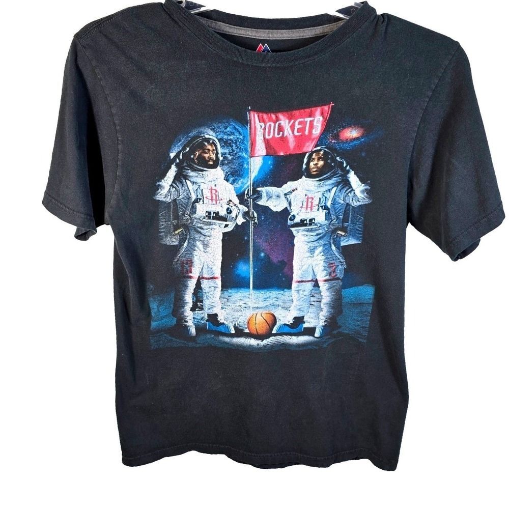 James Harden Chris Paul Majestic Houston Rockets Spaceman Graphic T-Shirt Mens M